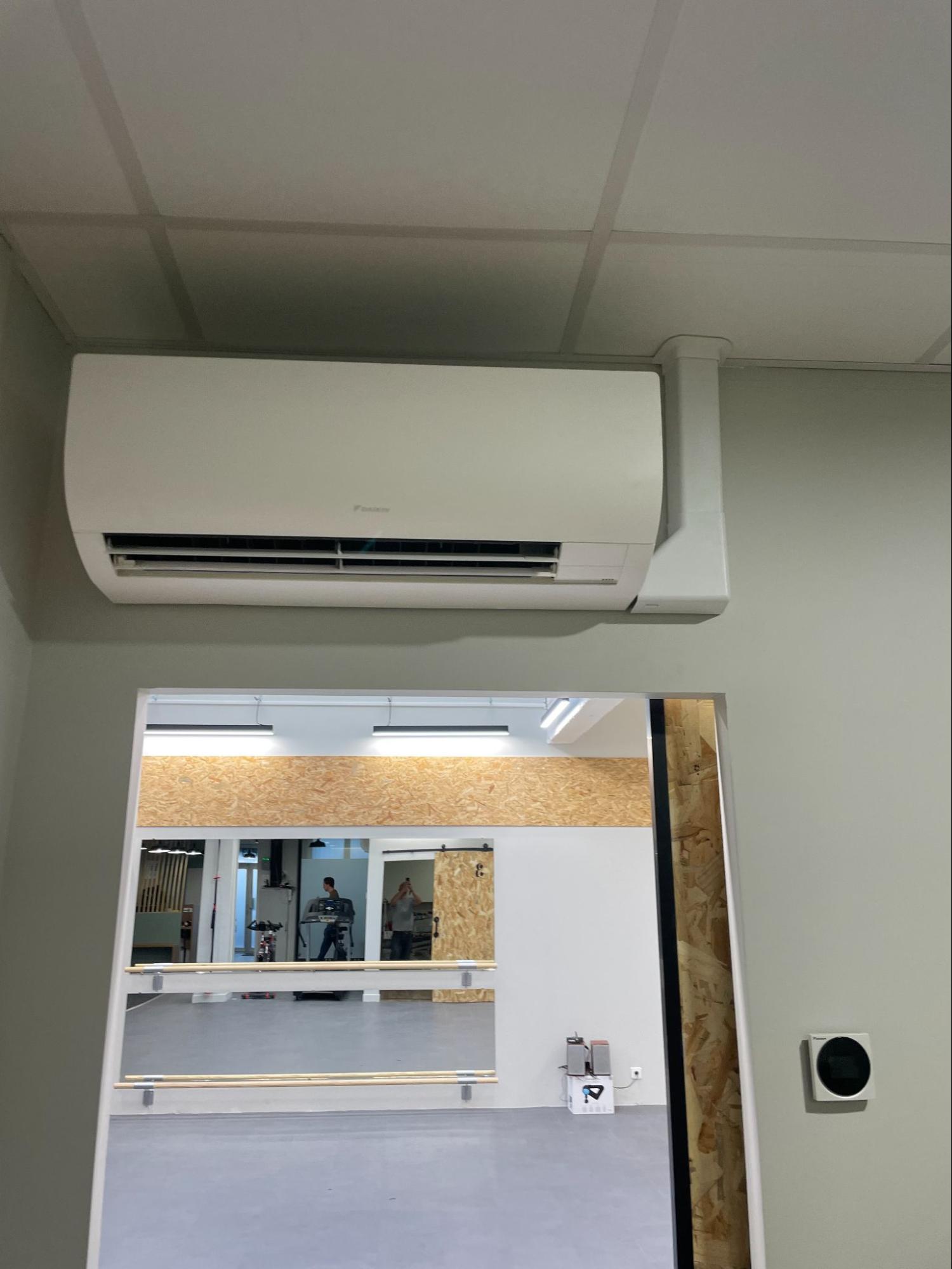 Installation de climatisation avec split mural